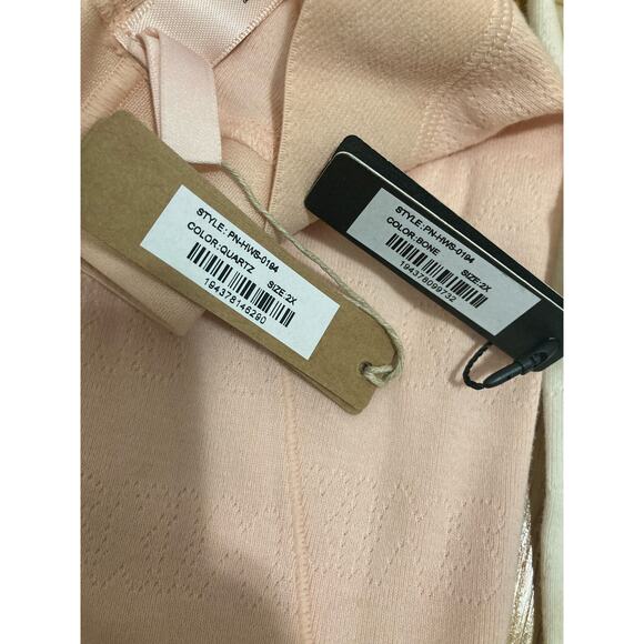 Bundle of Skims 2X sleep shorts boxer NWT bone white quartz pink logo - Picture 8 of 11